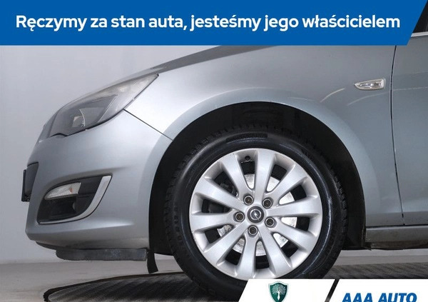 Opel Astra cena 21000 przebieg: 281787, rok produkcji 2013 z Krobia małe 254